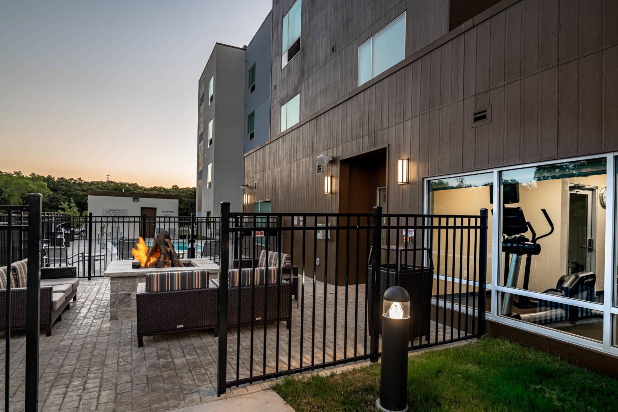 Towneplace Suites Austin South Exteriör bild